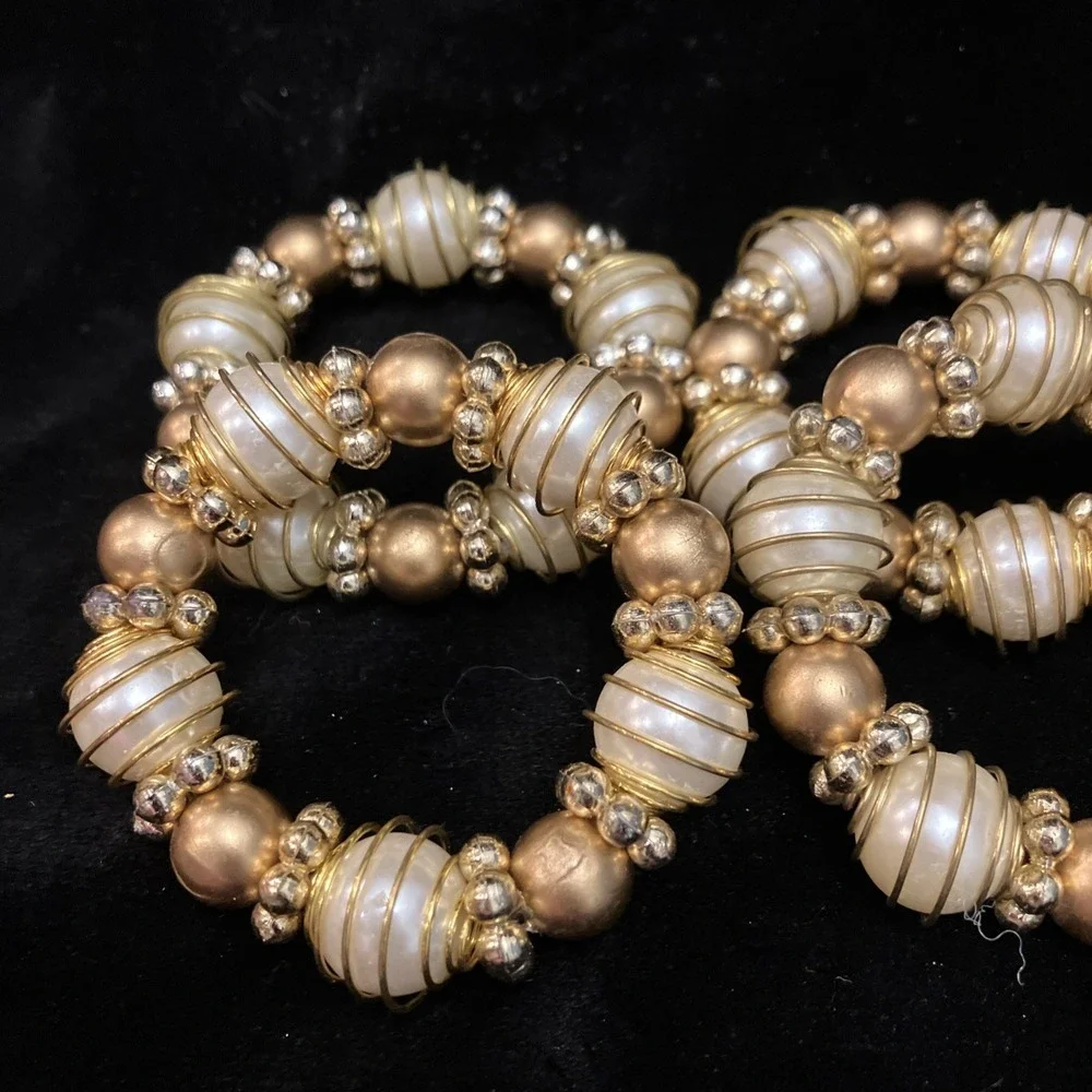 Napkin Rings Faux Pearl & Gold Tone Bead Elegant 2” Set of 4 Dinner Tableware